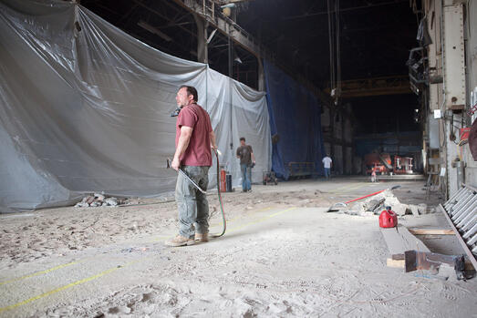 Mezzanine in view at the future Niche Modern Glass Studio
