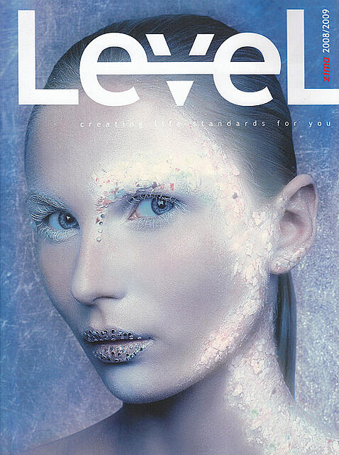 Niche Modern pendant lighting feature in Level Magazine