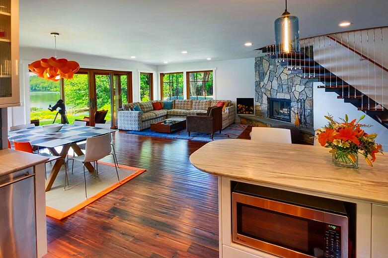 Oscawana_Lake_House_II_-_craftsman_-_Kitchen_-_New_York_-_HUDSON_DESIGN_Architecture___Construction_Mgmt 2