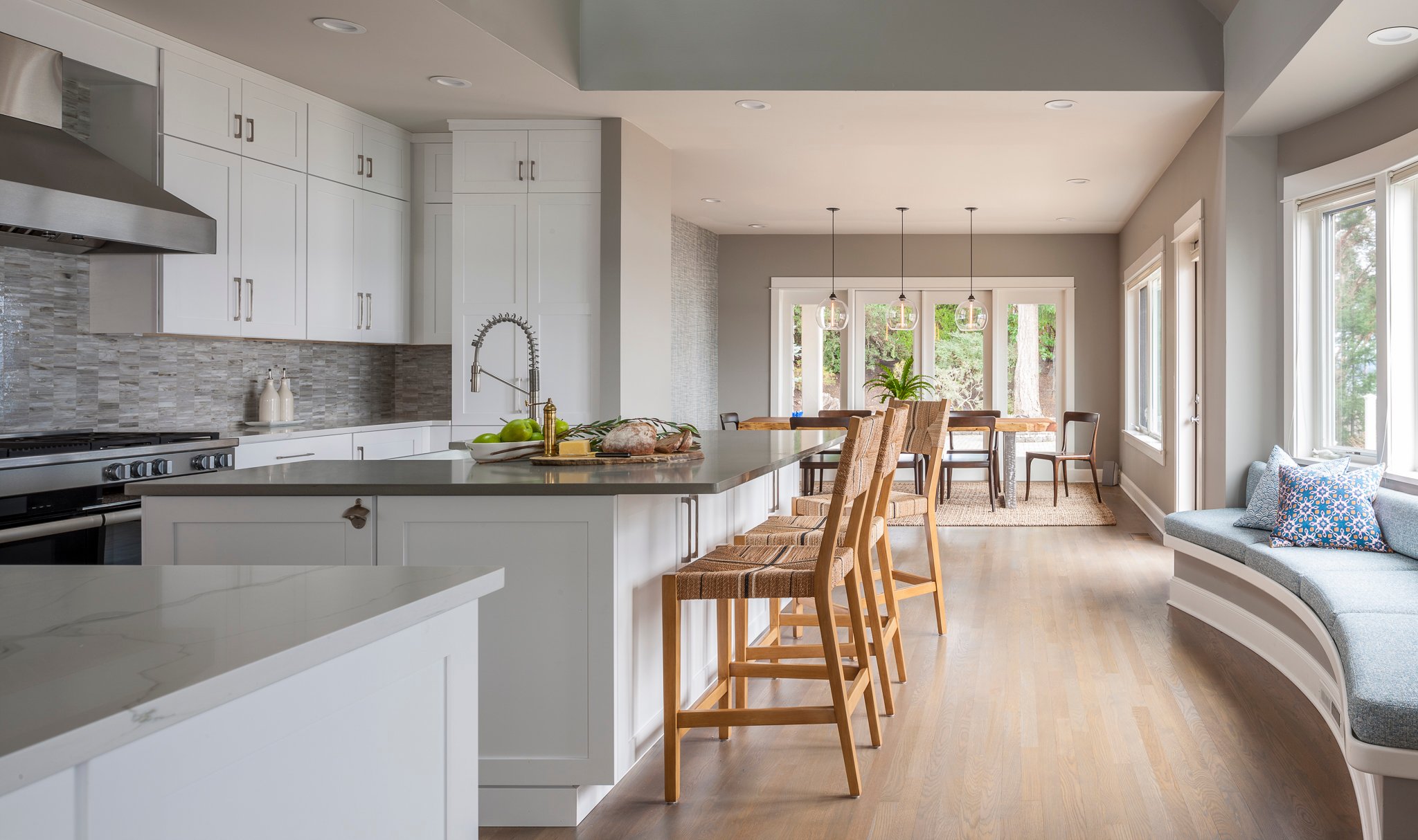 Niche Modern Dining Room Lighting