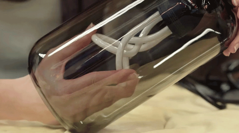 How-To-Replace-a-Light-Bulb-in-a-pendant-light.gif