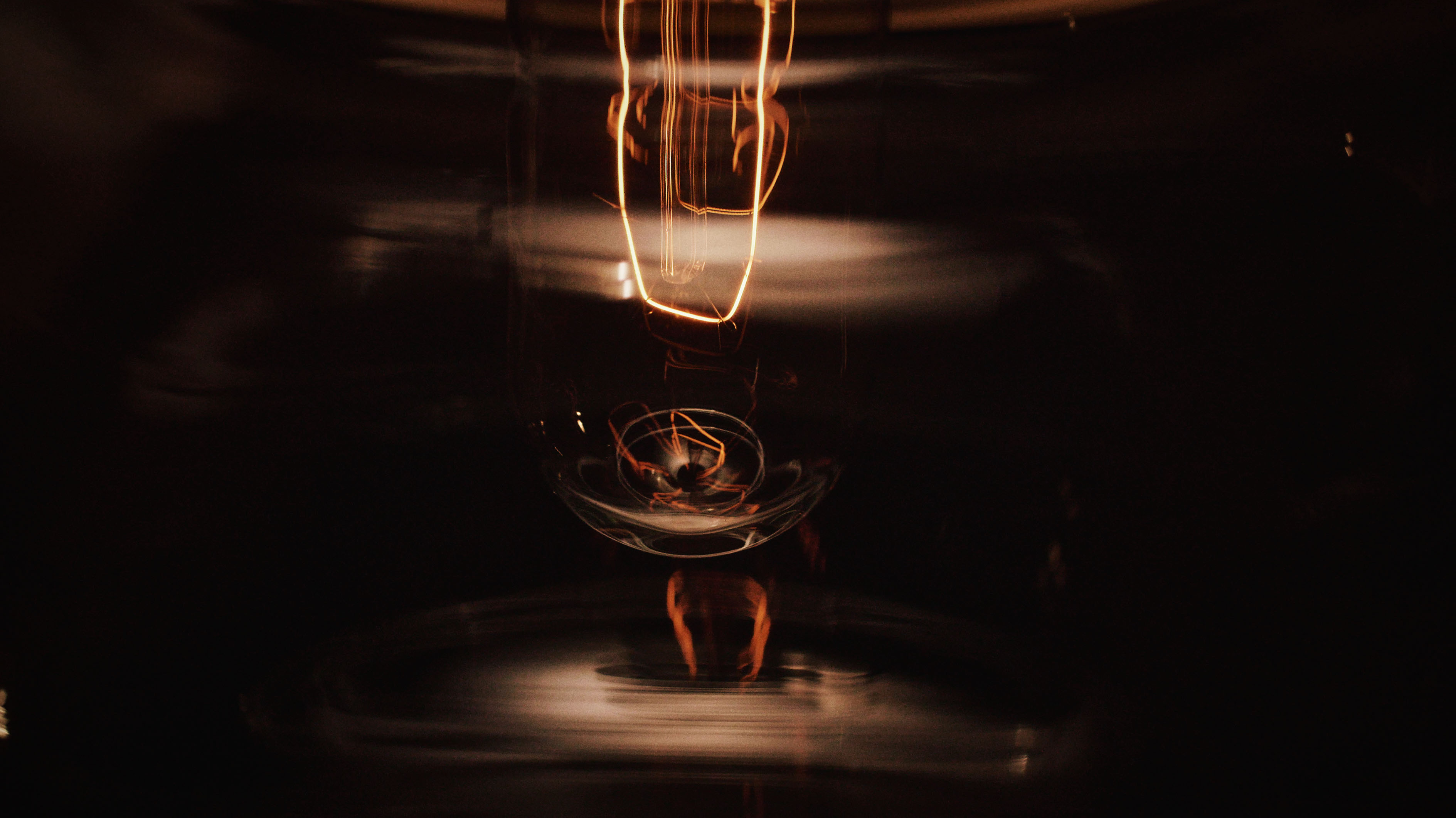Pinch-Modern-Pendant-Light-Closeup-Blub-Image-2.jpg